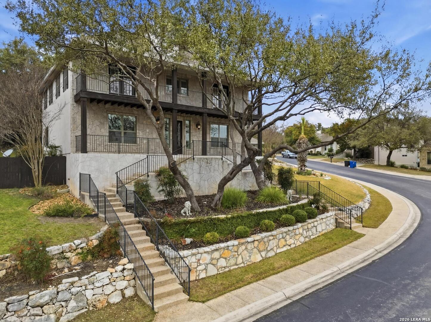 18339 Emerald Oaks