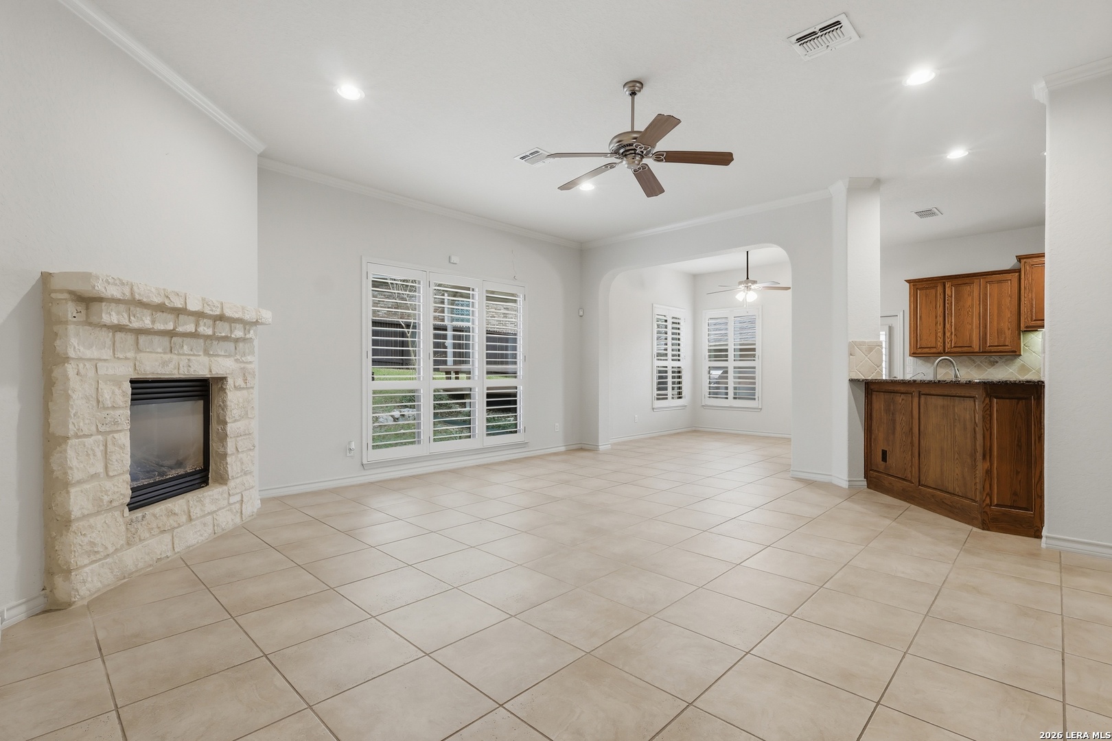 18339 Emerald Oaks