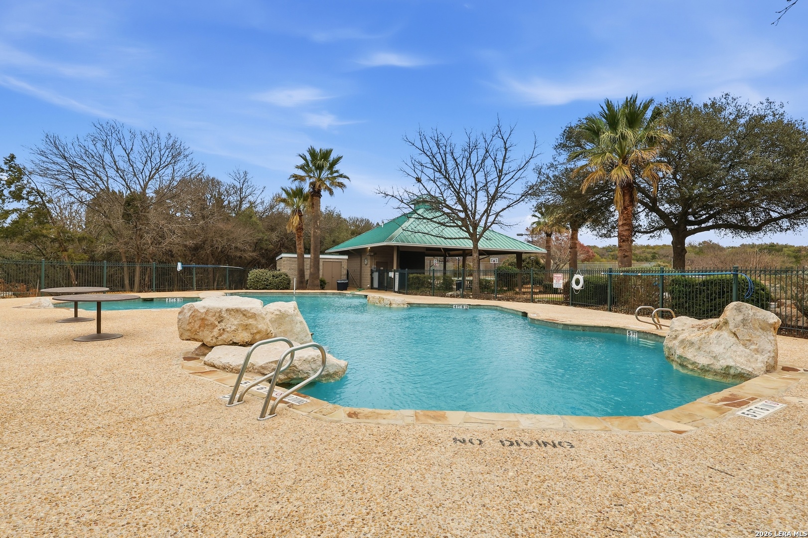 18339 Emerald Oaks