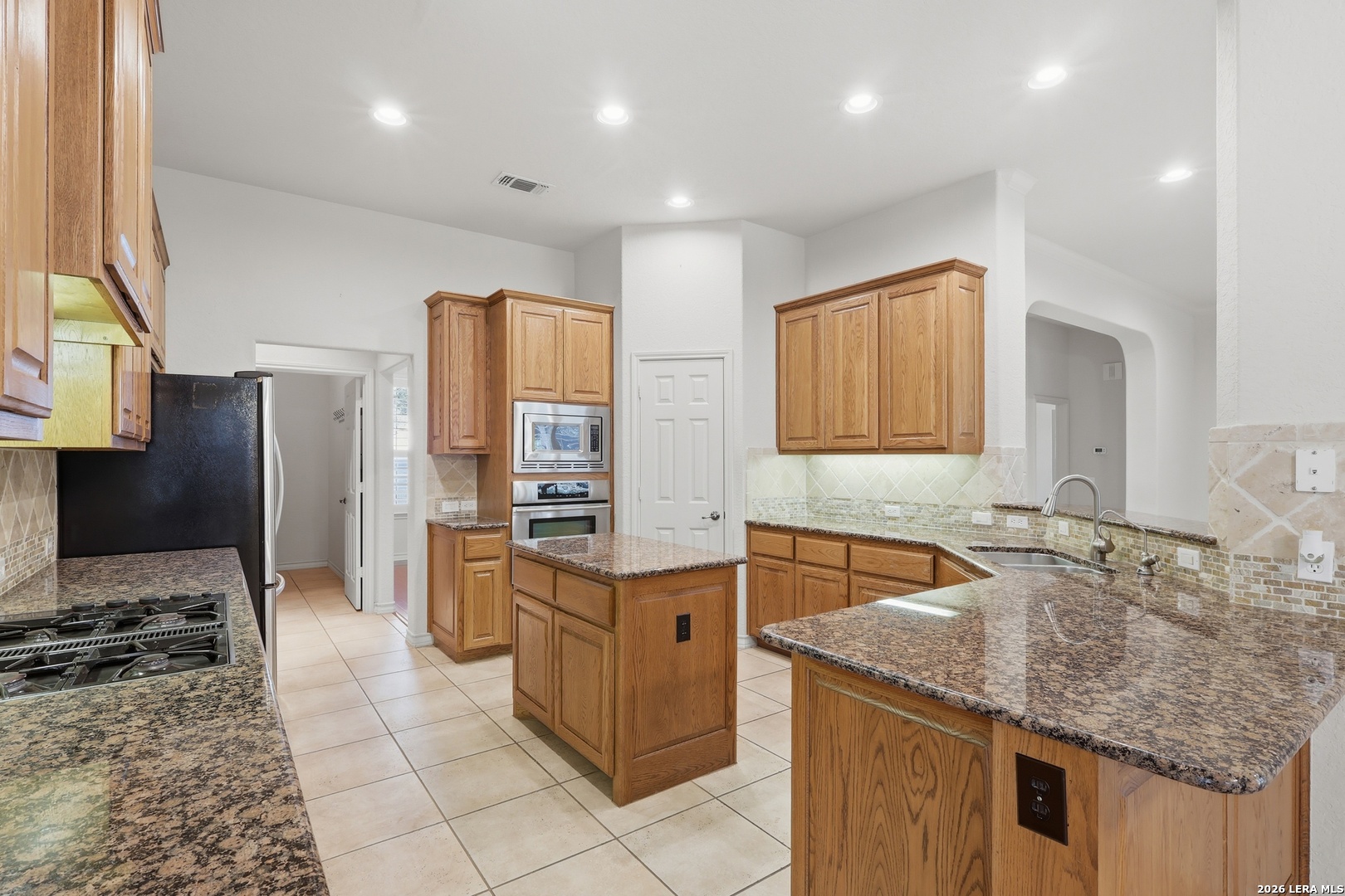 18339 Emerald Oaks