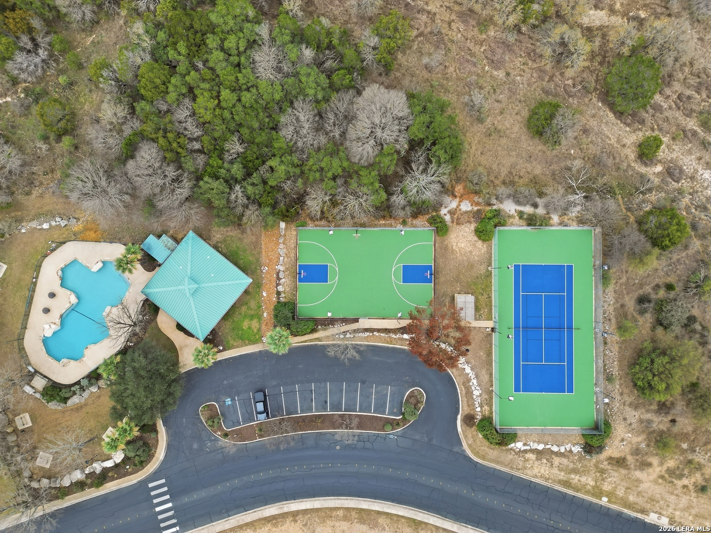 18339 Emerald Oaks