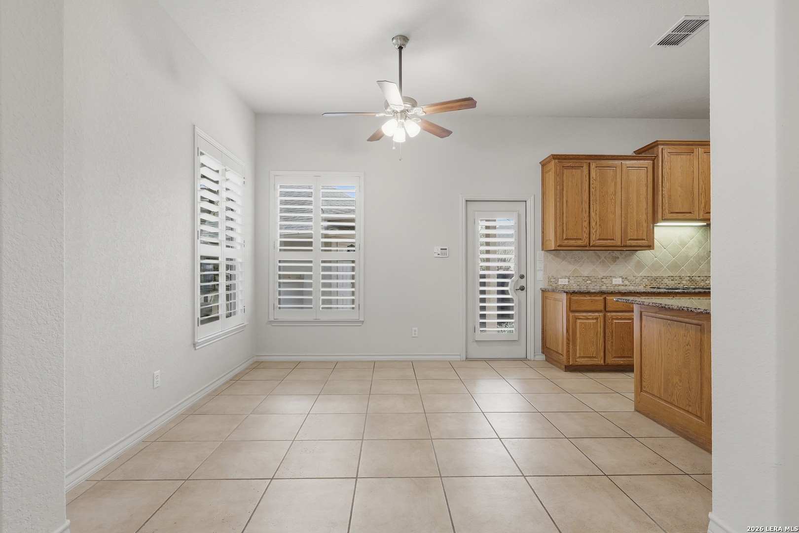 18339 Emerald Oaks