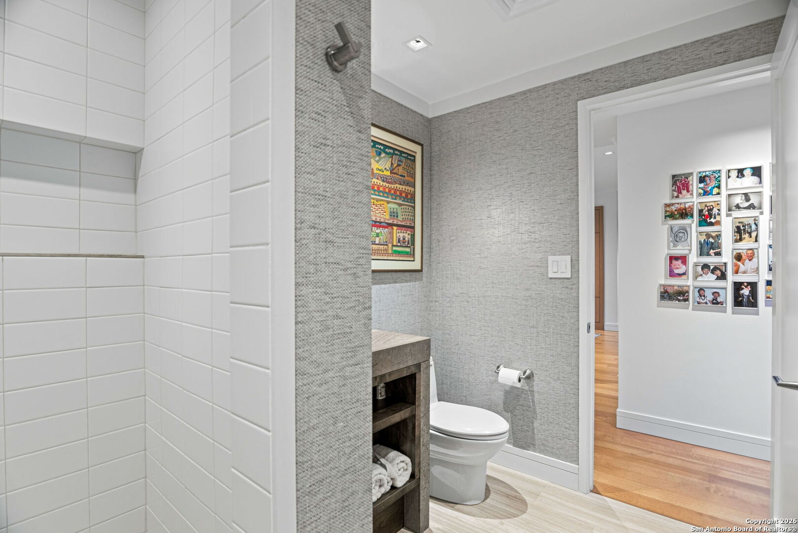 200 Patterson UNIT 118