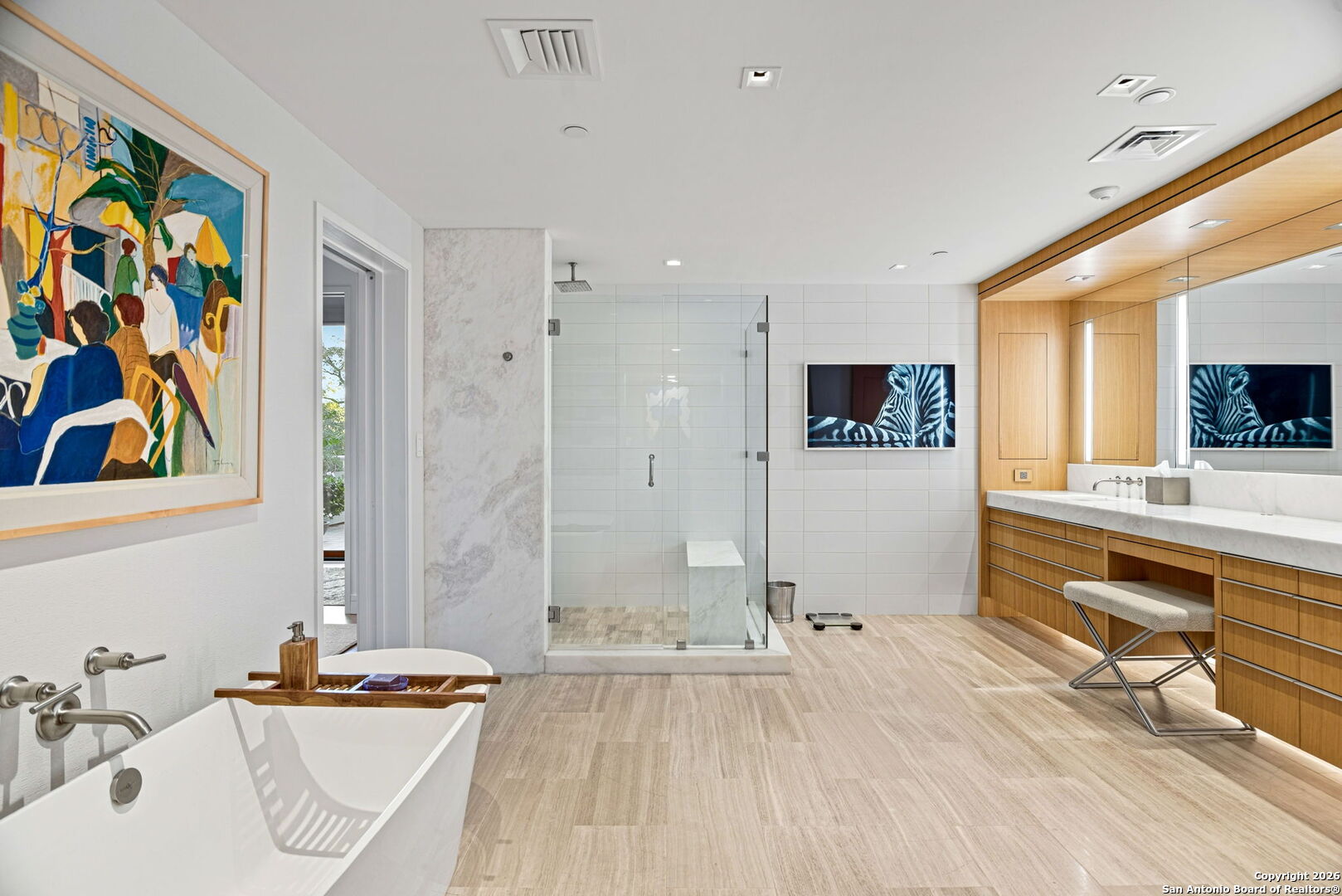 200 Patterson UNIT 118