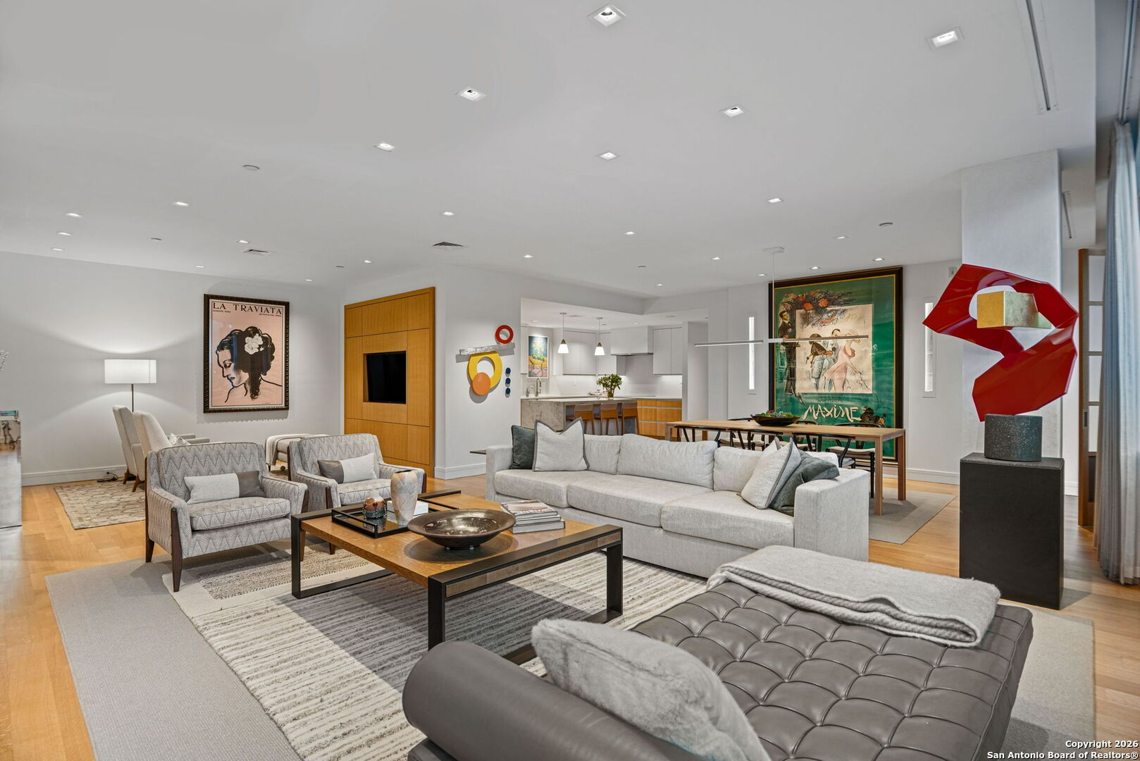 200 Patterson UNIT 118