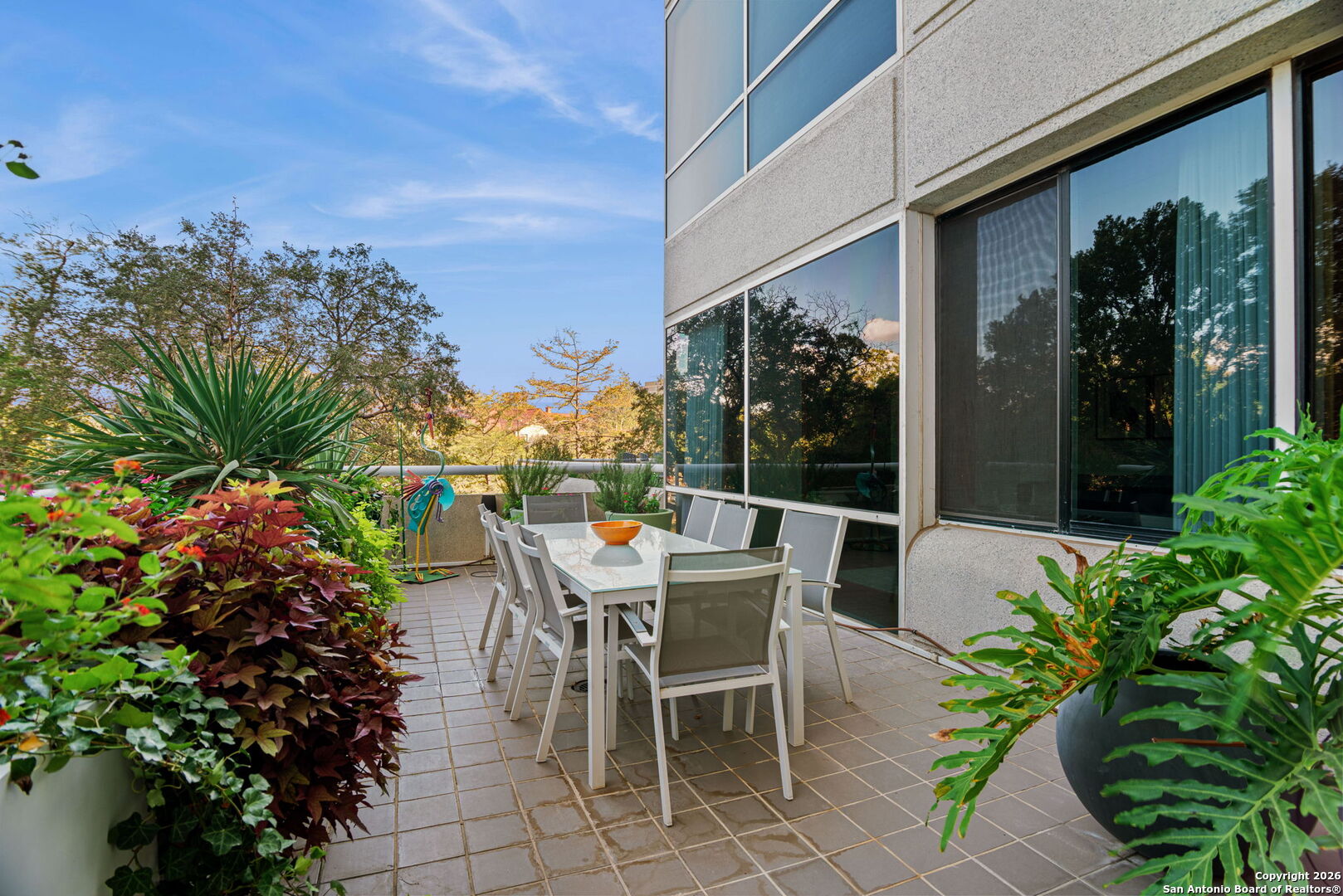 200 Patterson UNIT 118