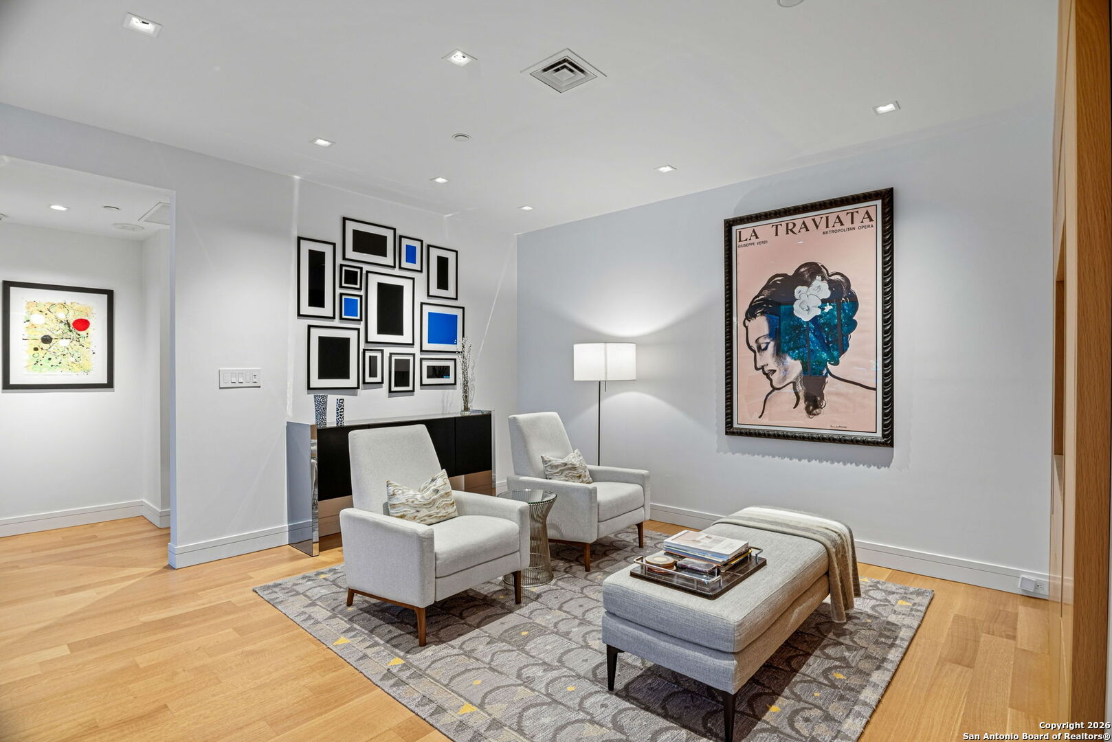 200 Patterson UNIT 118