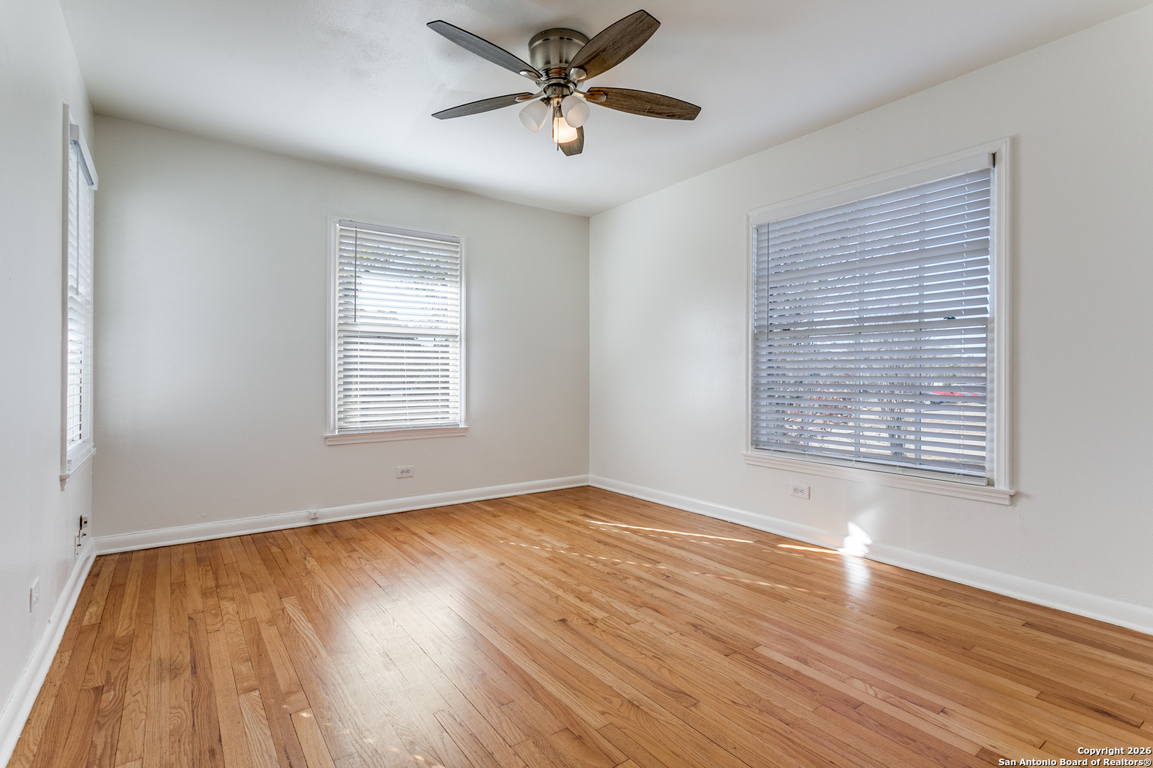316 CHEVY PARK ST