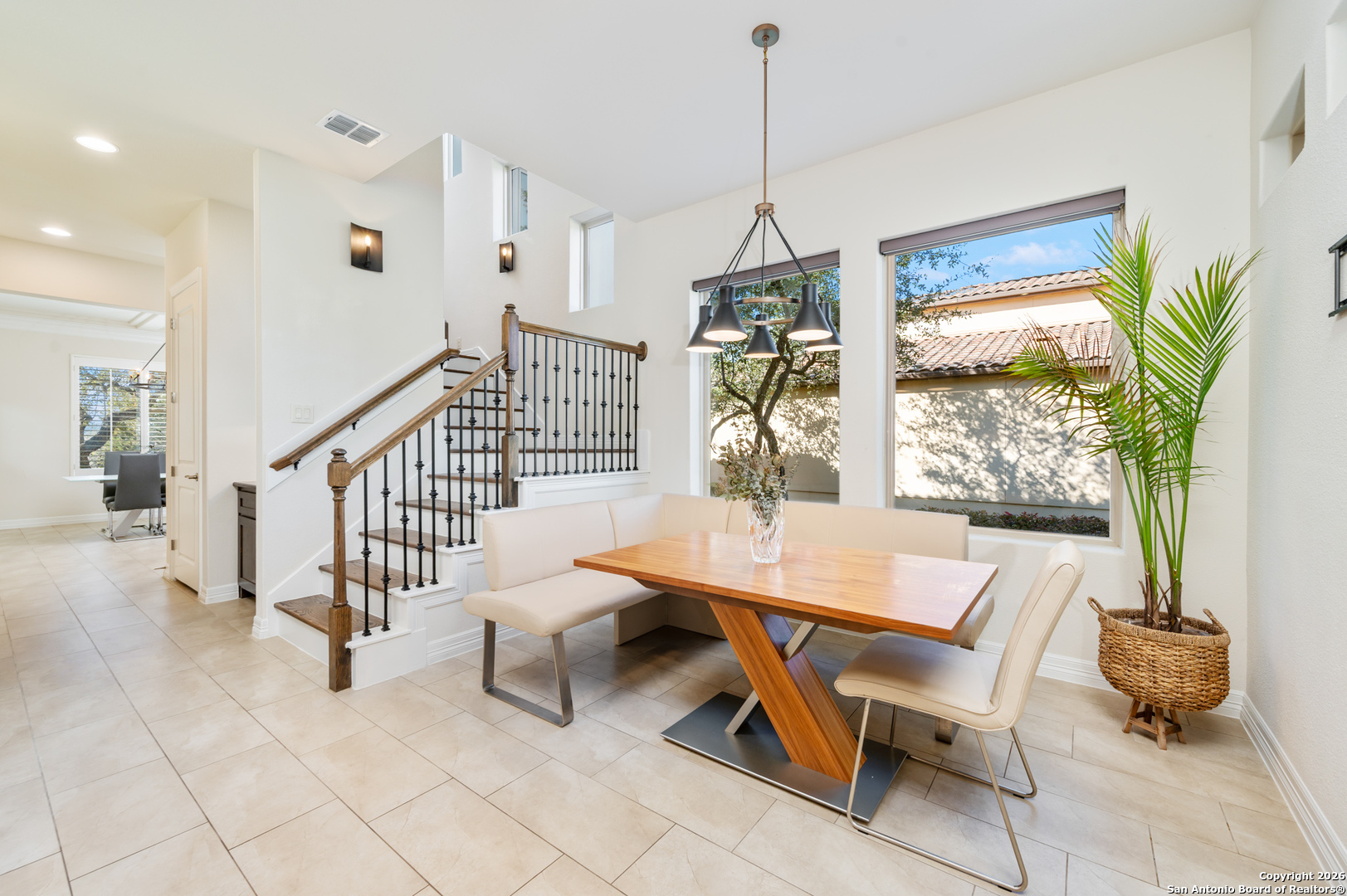 7106 Bluff Run