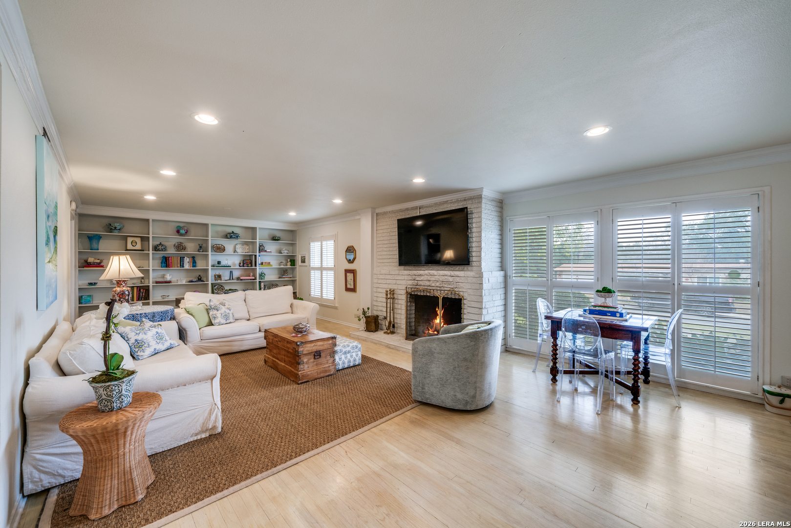 916 Morningside