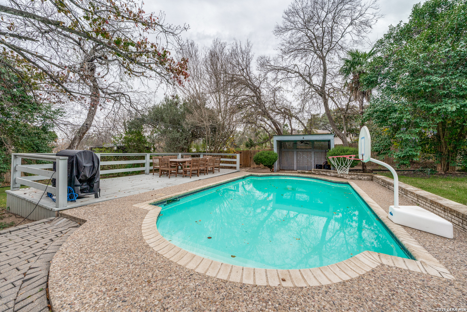 916 Morningside