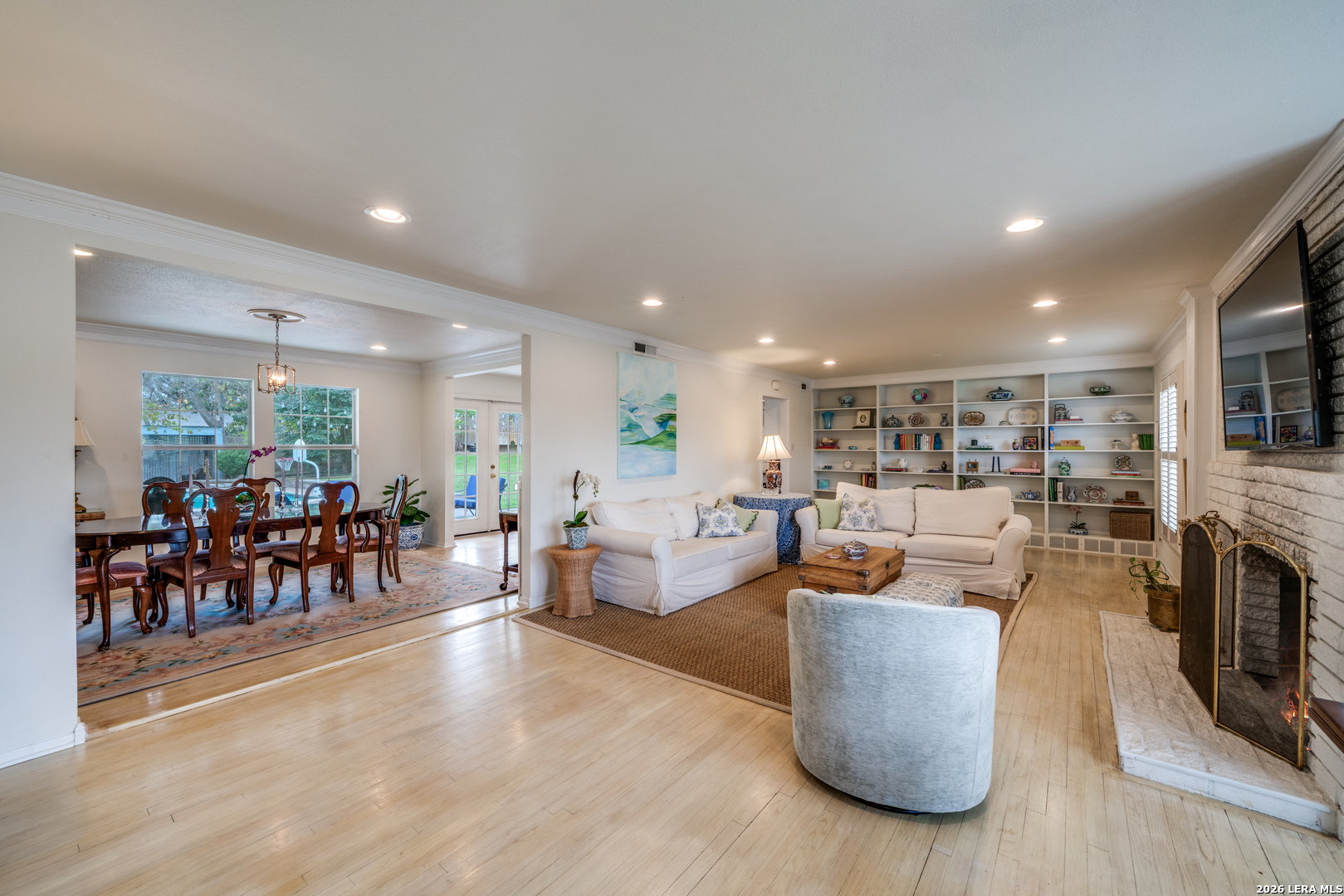 916 Morningside