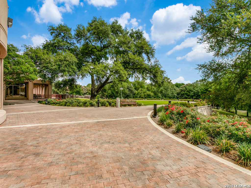 1 Towers Park Ln 1704