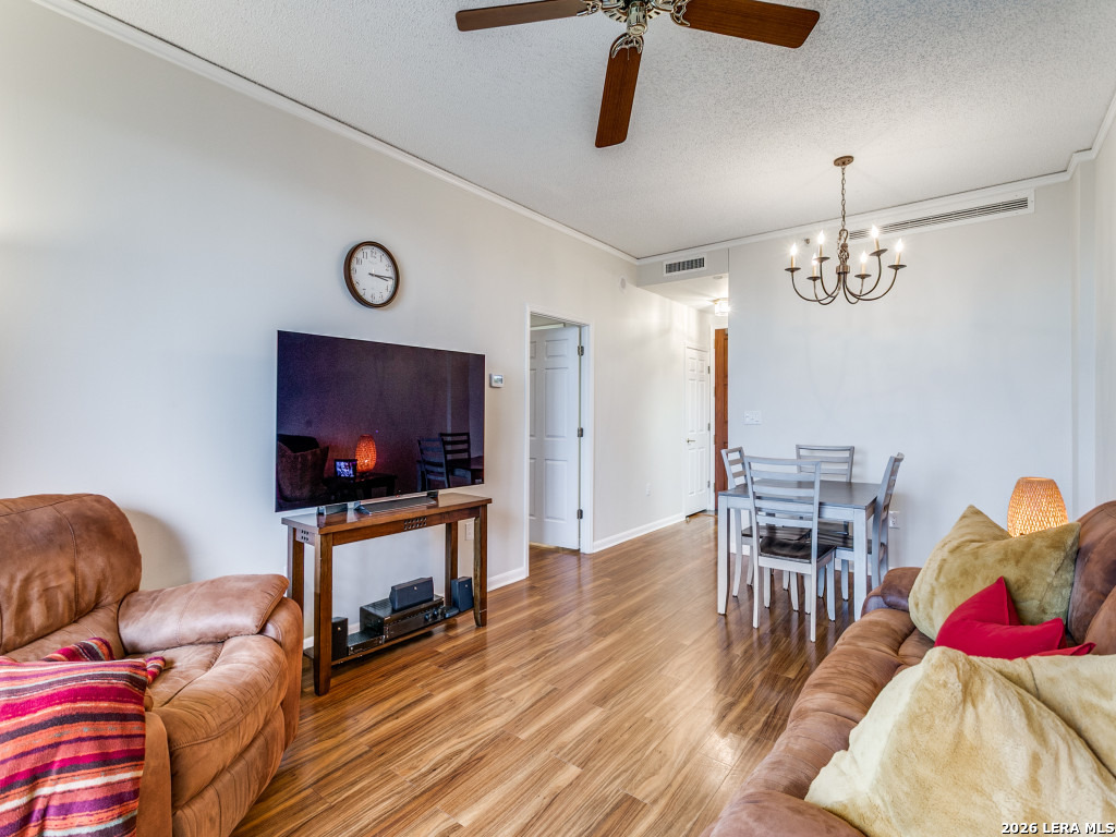 1 Towers Park Ln 1704