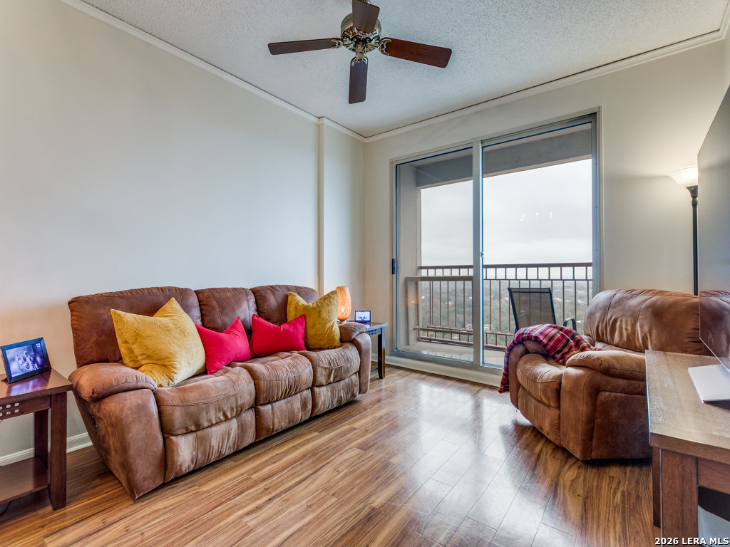 1 Towers Park Ln 1704