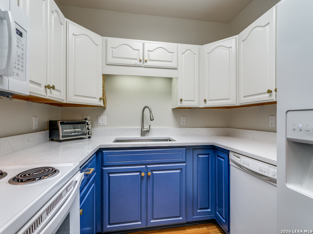 1 Towers Park Ln 1704