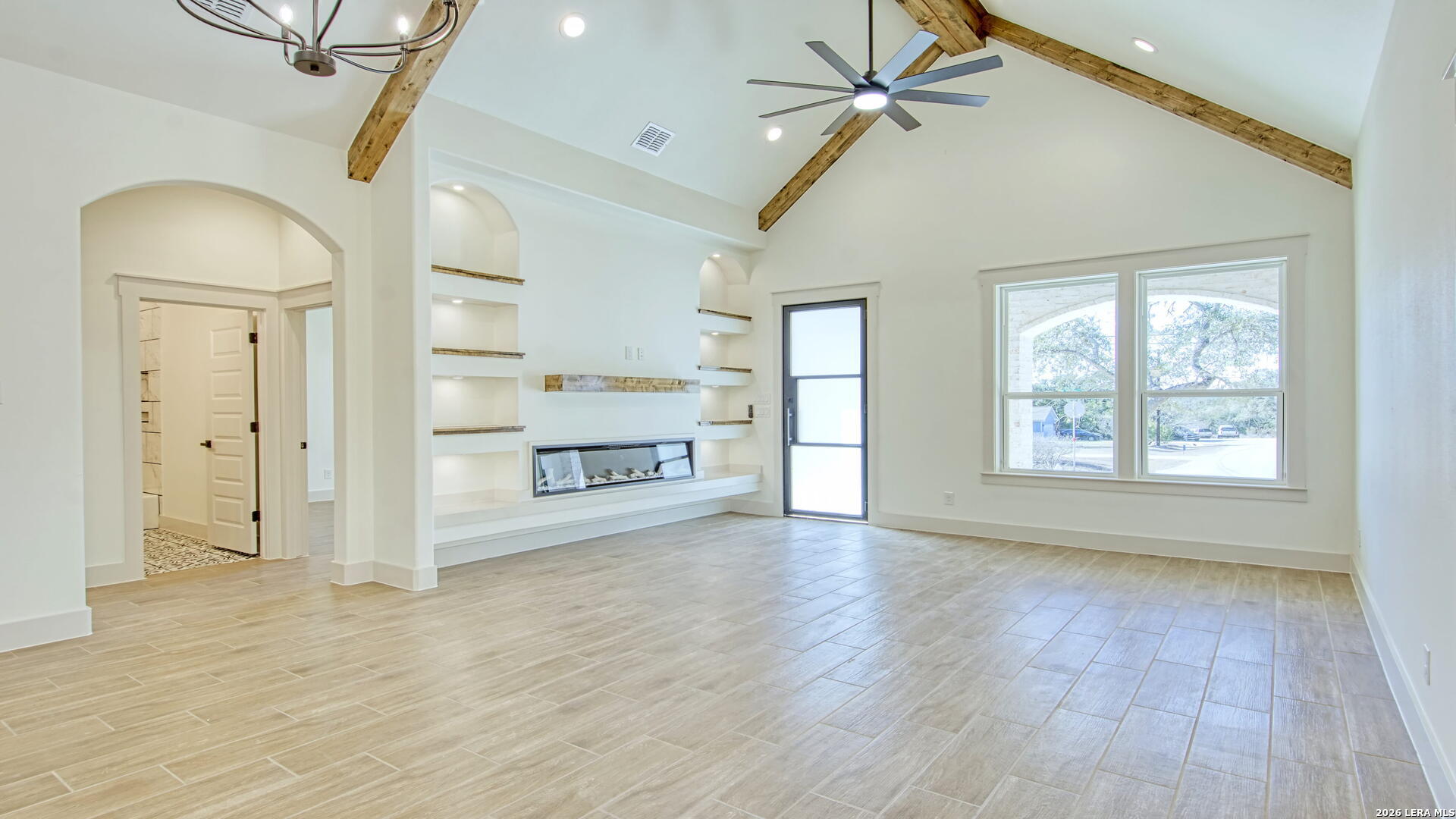 1207 Tanglewood Trl