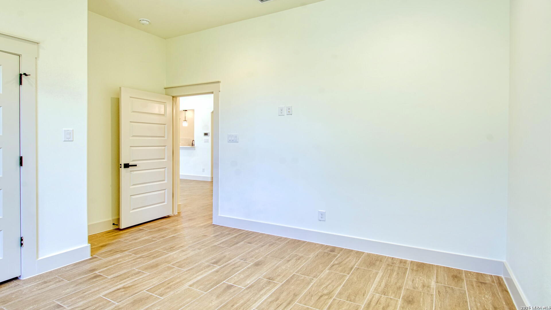 1207 Tanglewood Trl