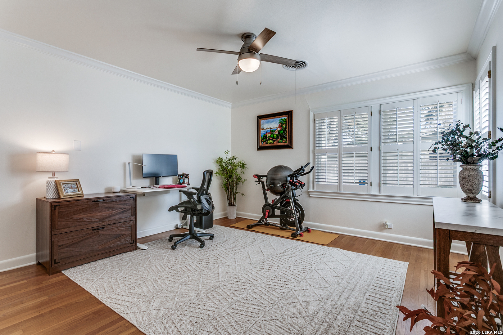 325 Canterbury Hill
