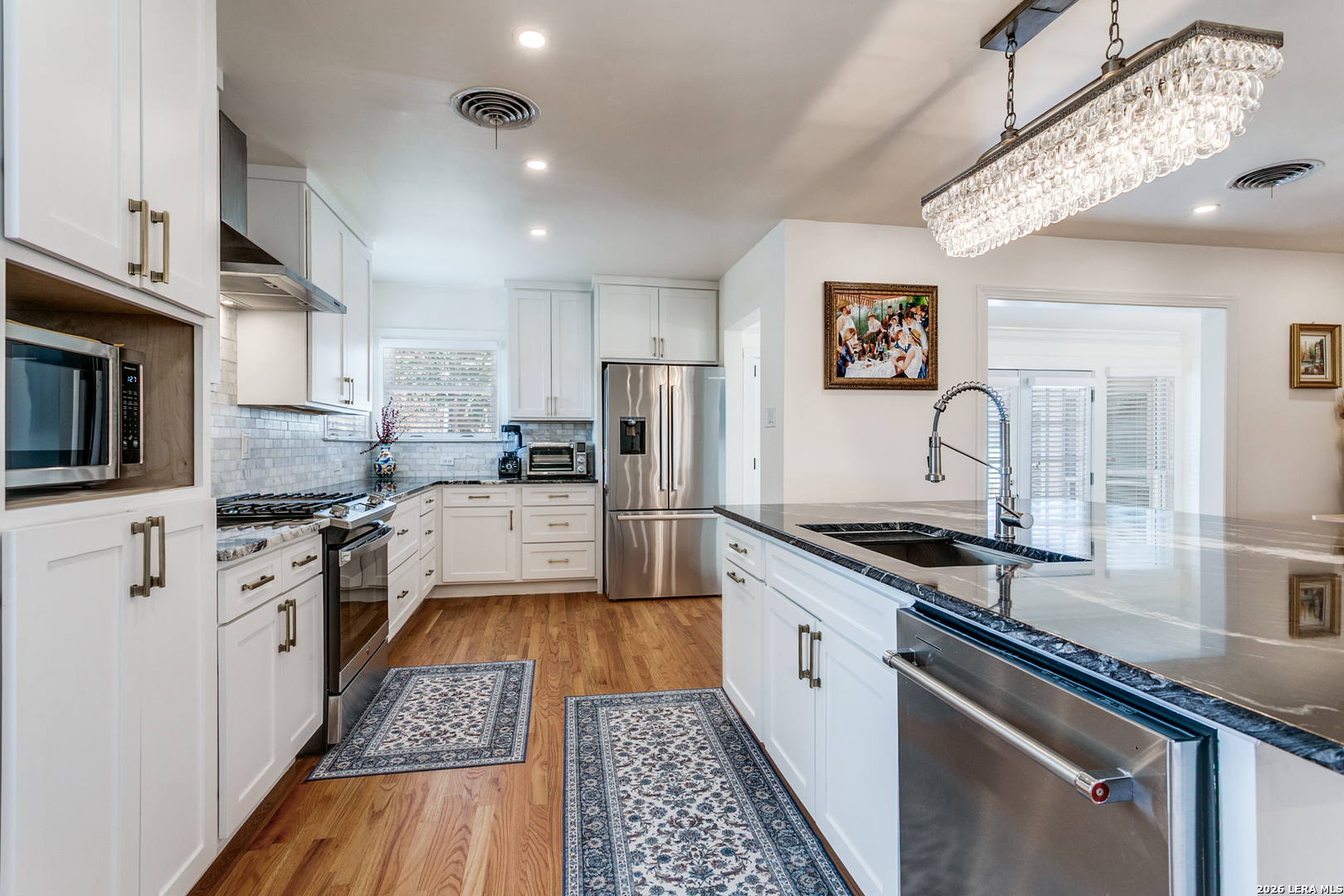 325 Canterbury Hill