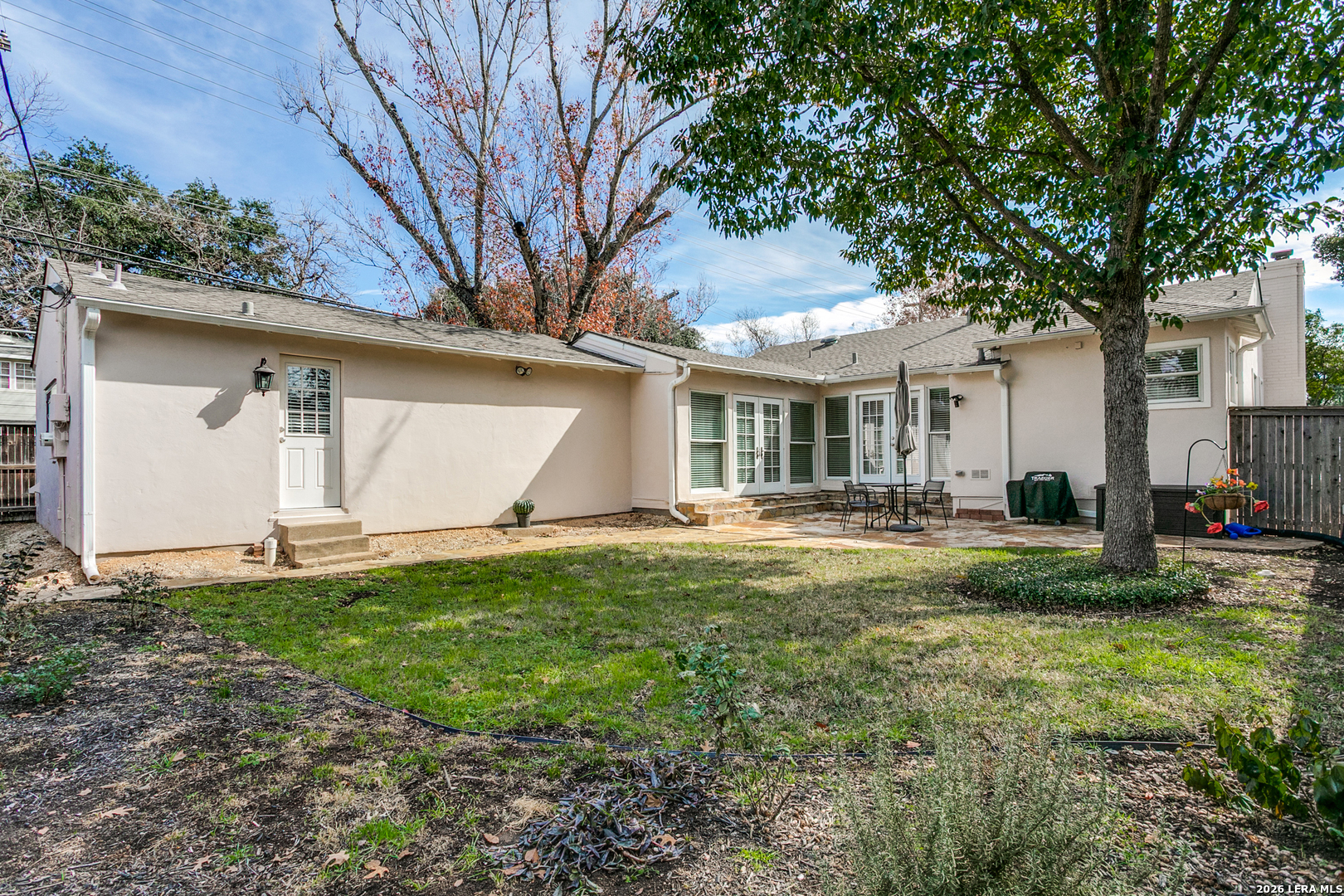 325 Canterbury Hill