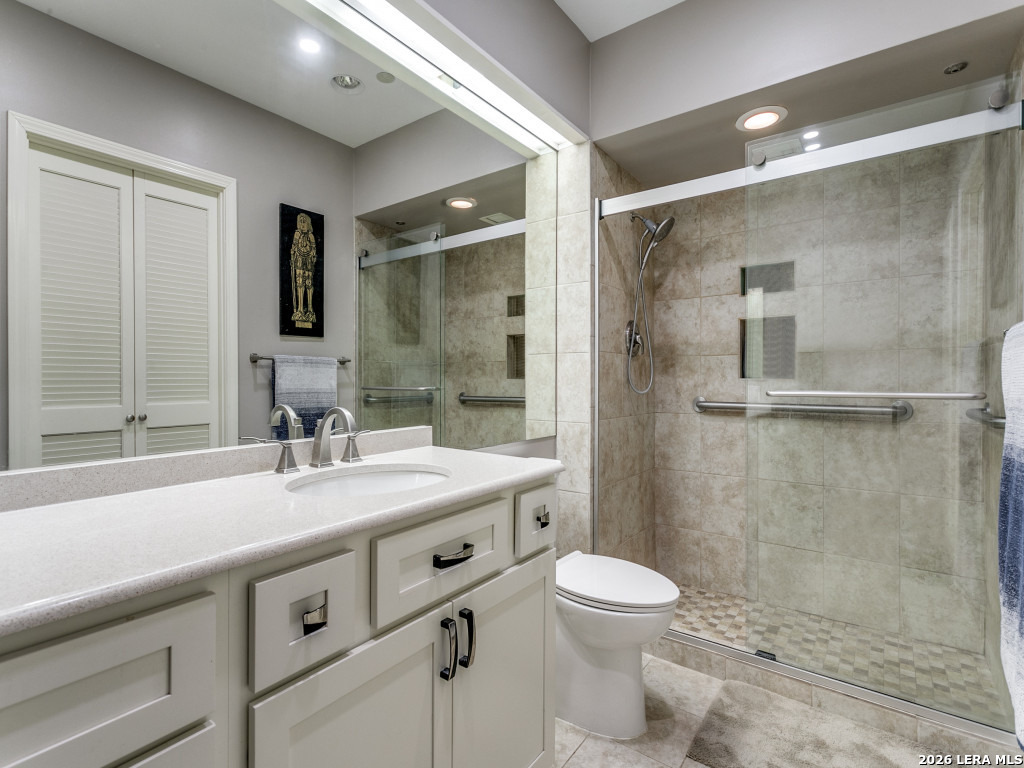 1 Towers Park 1617/1618