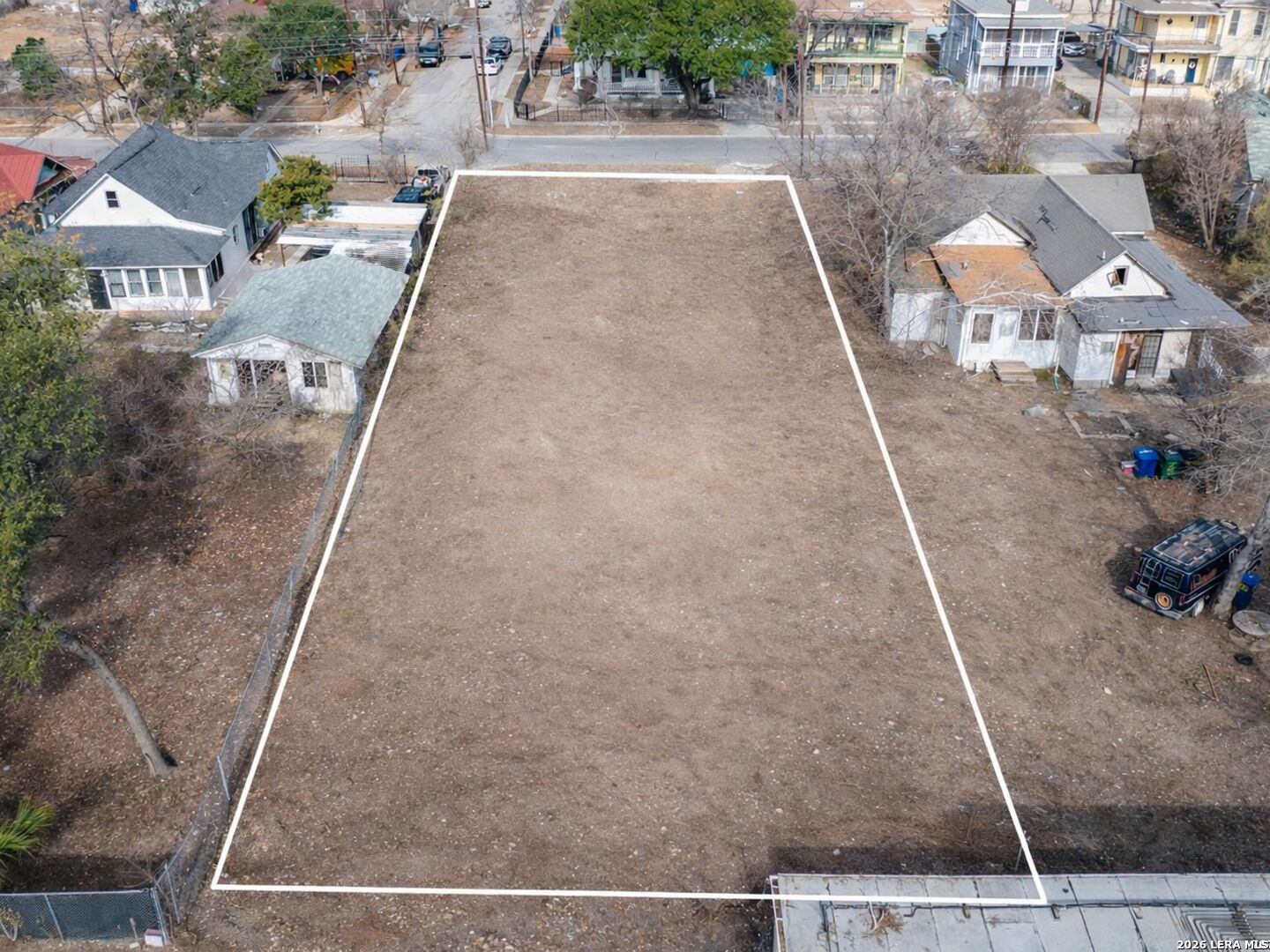 724 W Poplar