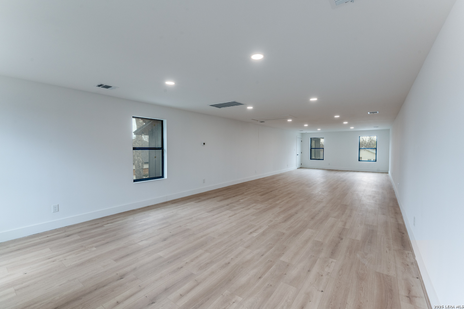 323 E Lambert