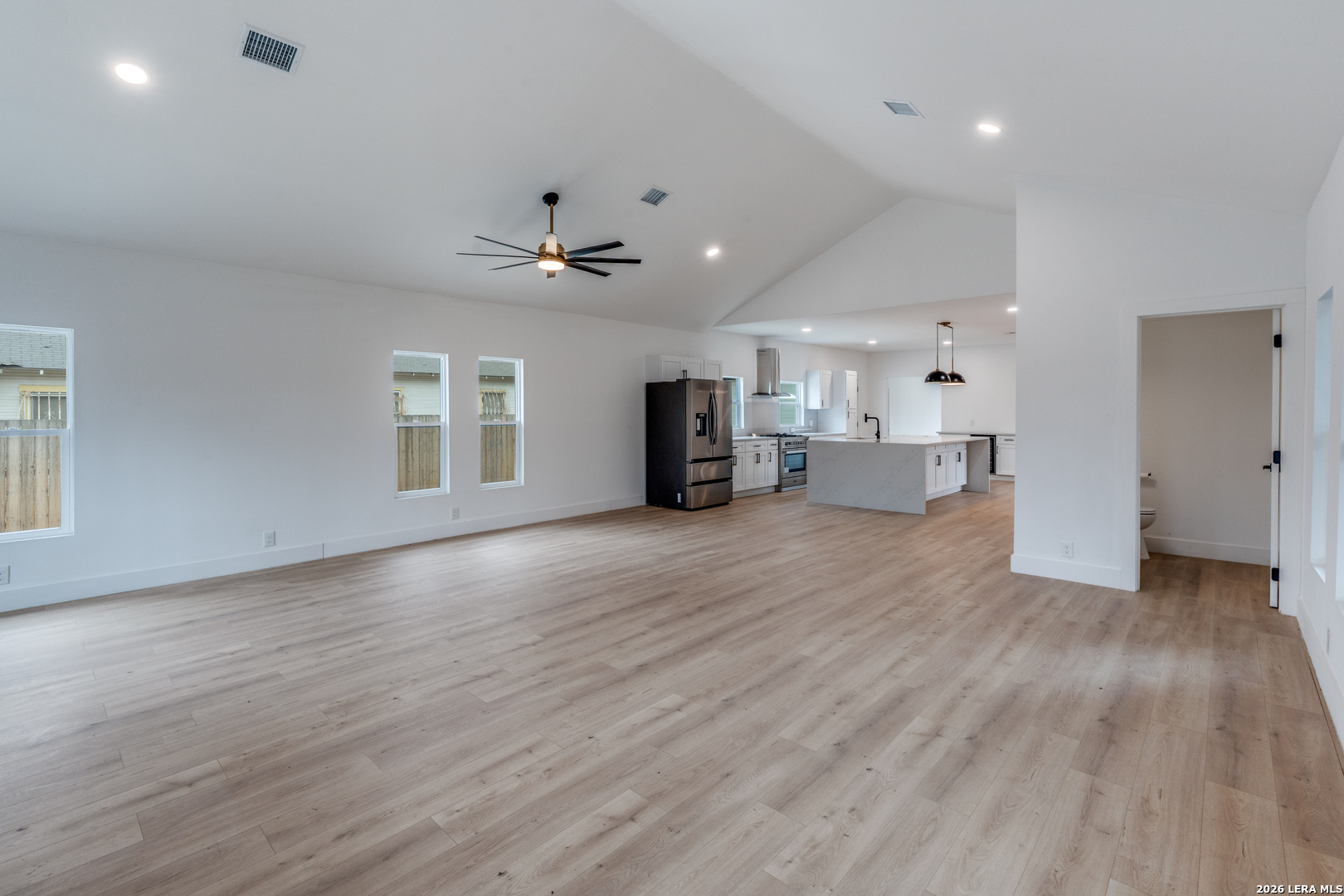 323 E Lambert