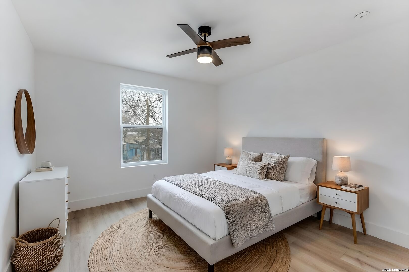 323 E Lambert