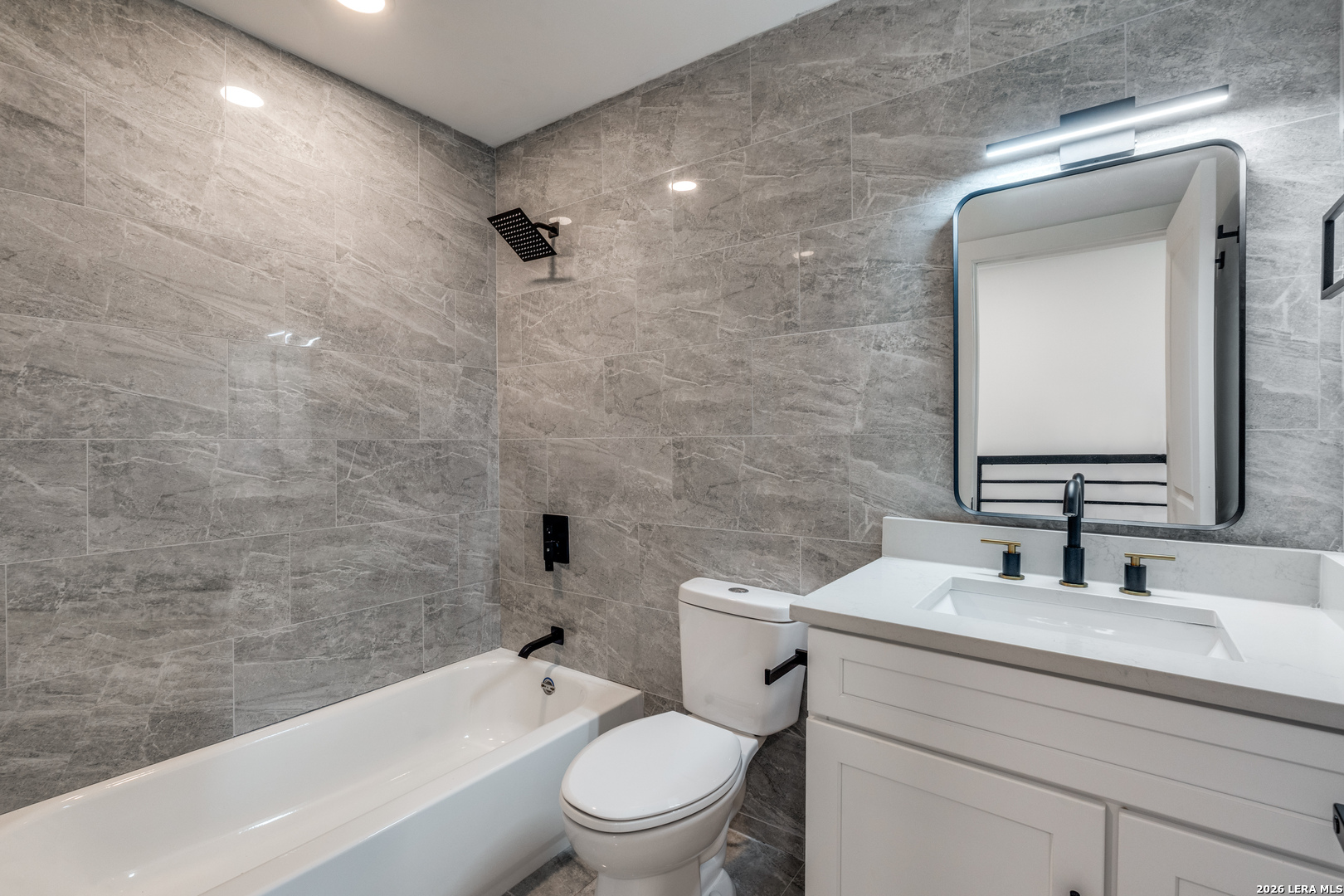 323 E Lambert