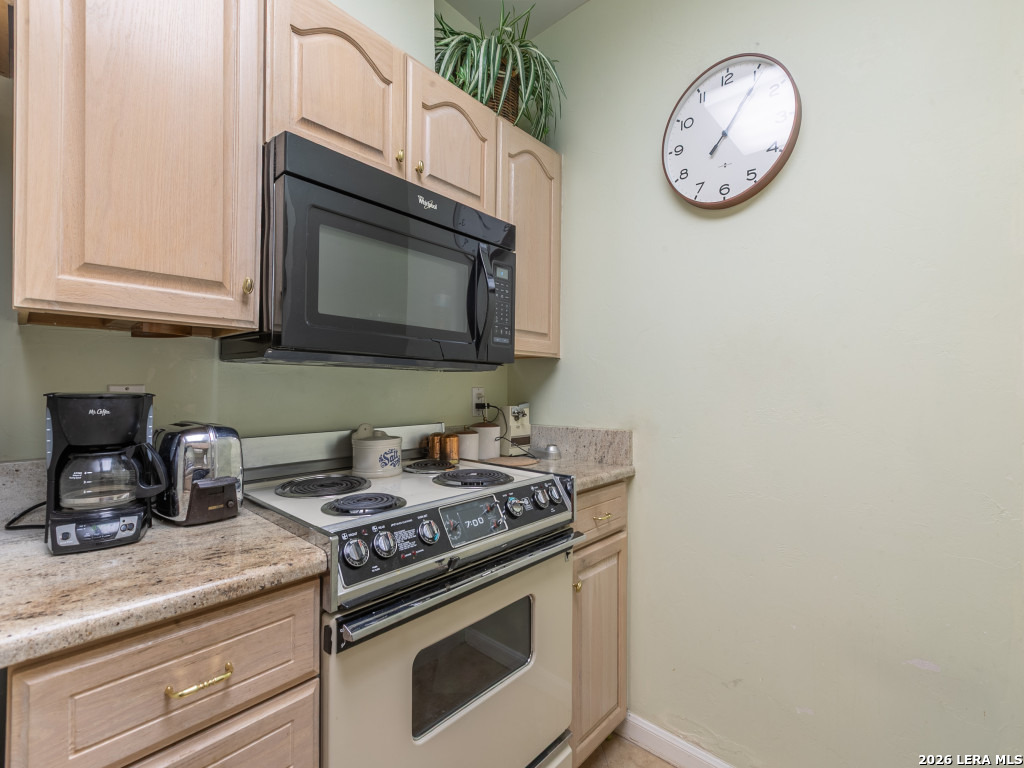 1 Towers Park 606