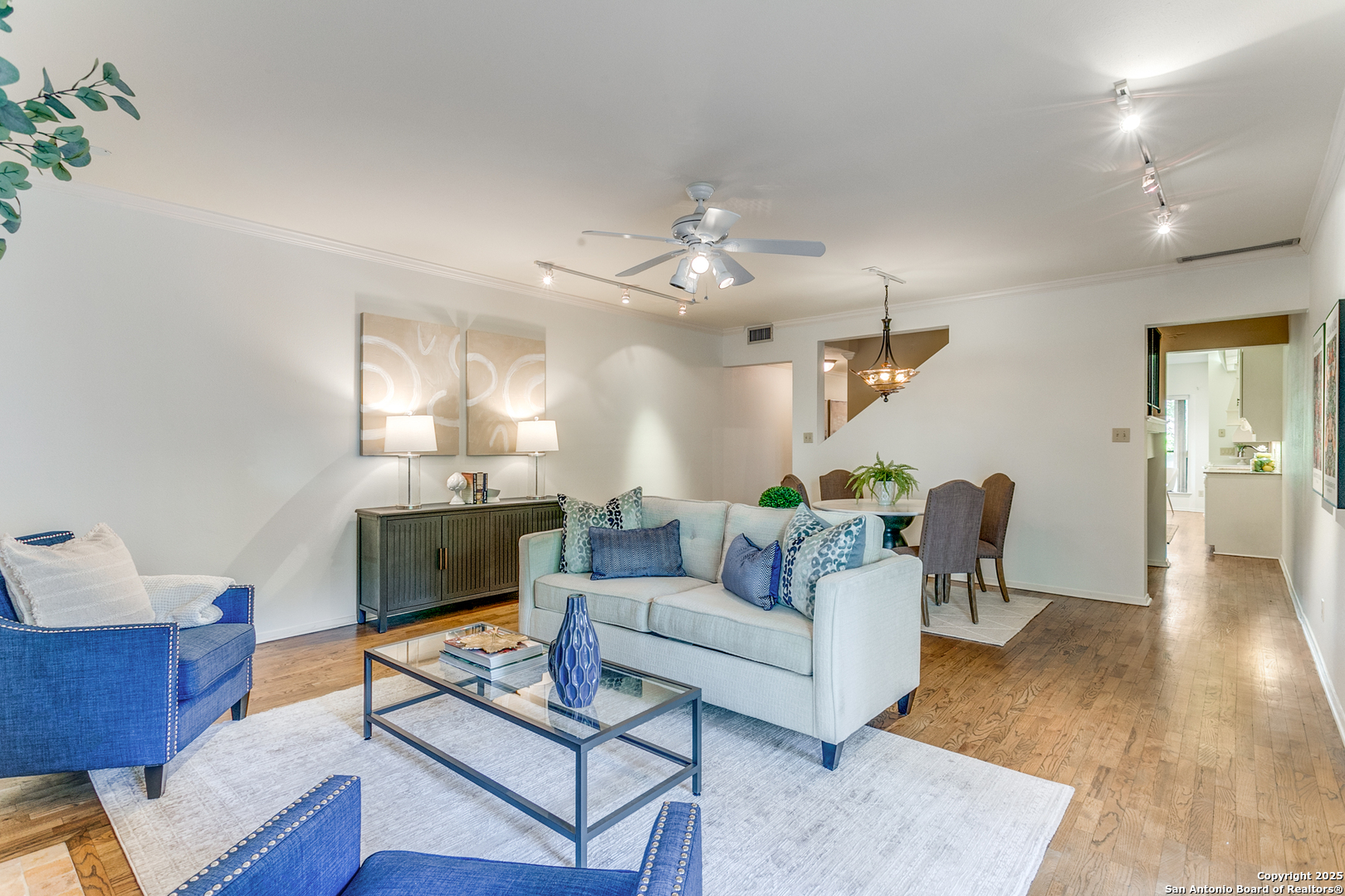 1022 Navarro 306
