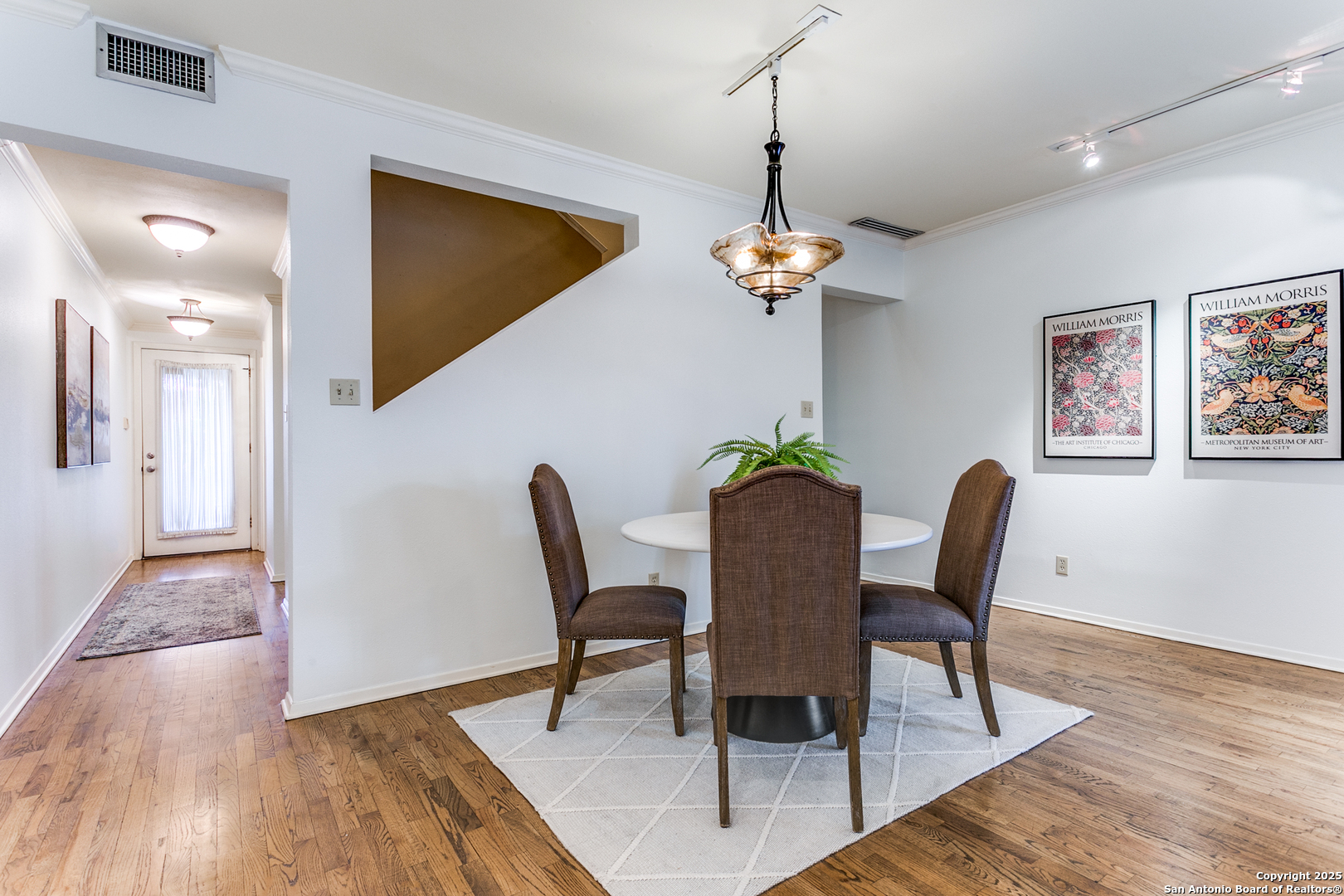 1022 Navarro 306