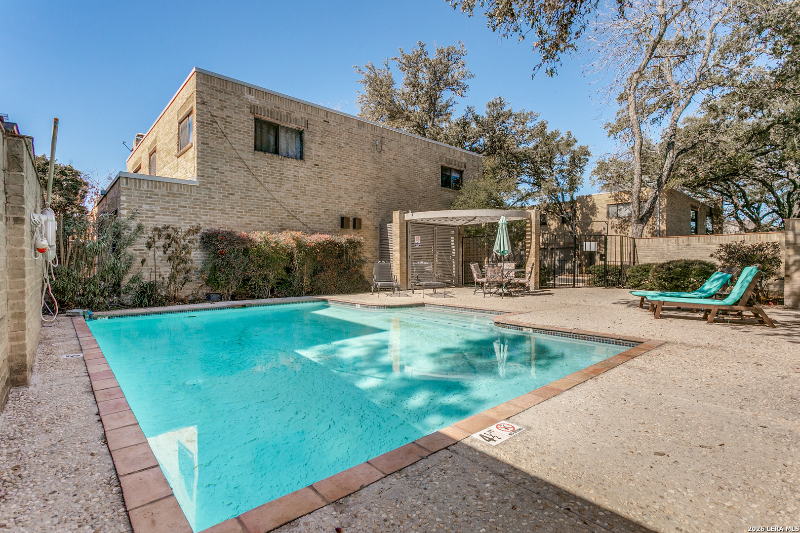 8123 N New Braunfels F