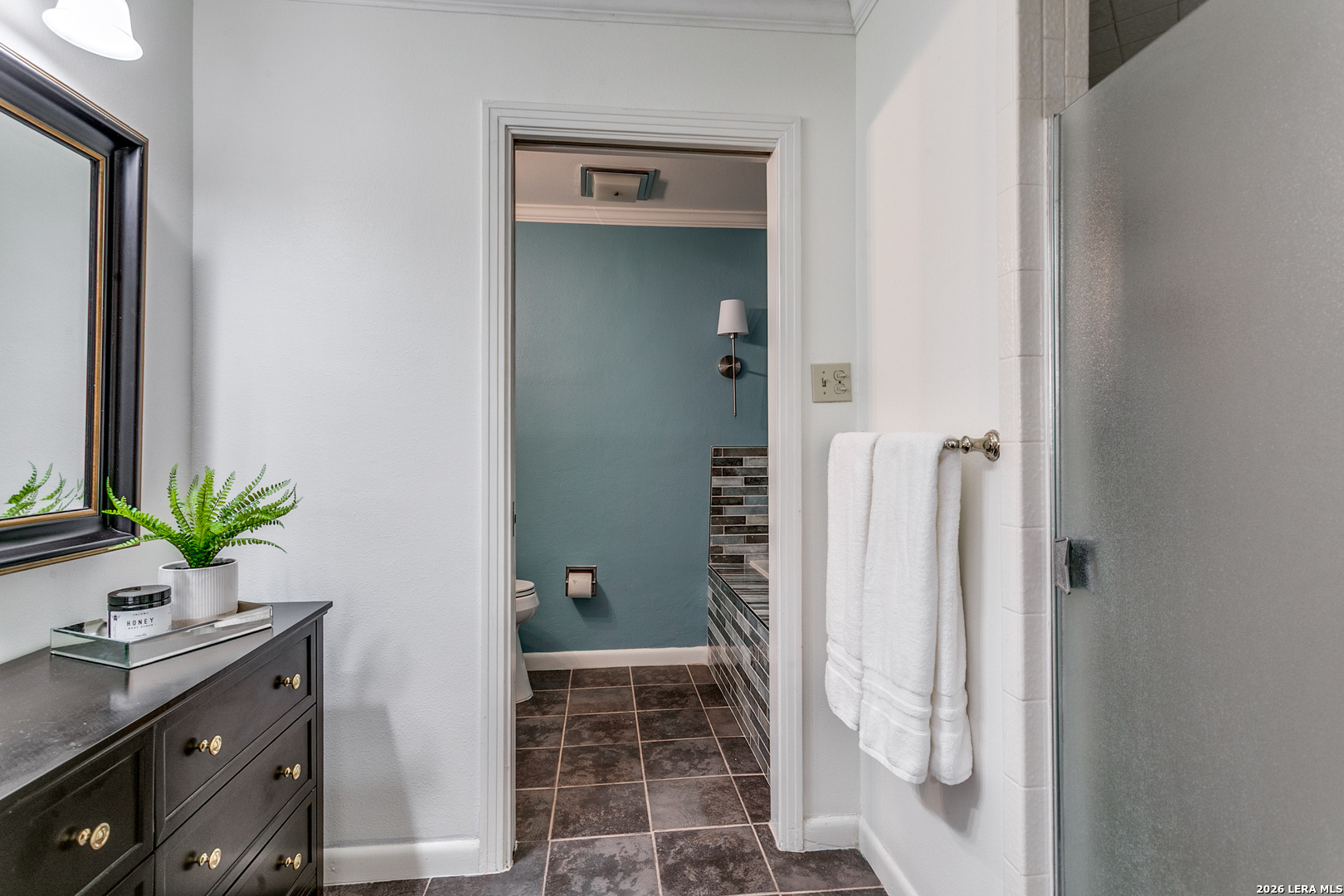 8123 N New Braunfels F