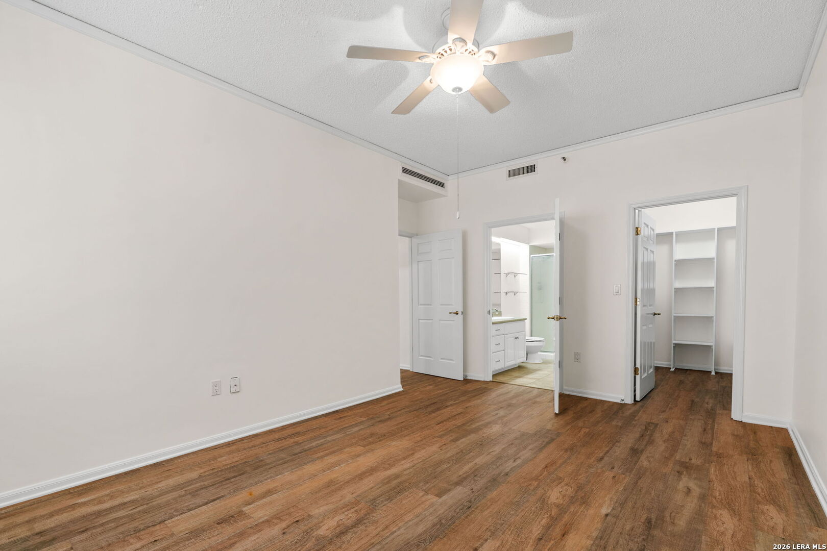 1 Towers Park Ln 1810