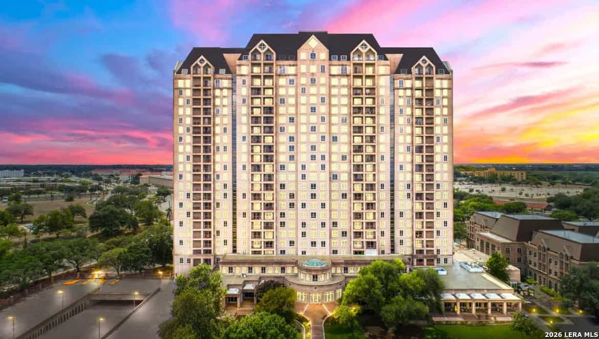 1 Towers Park Ln 1810
