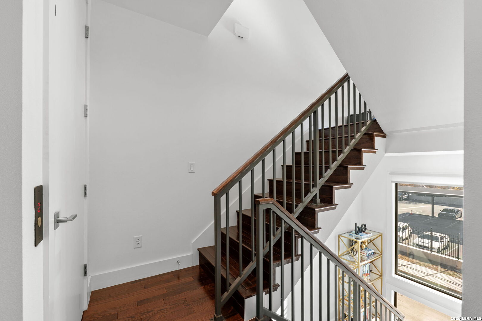 318 W Grayson 204