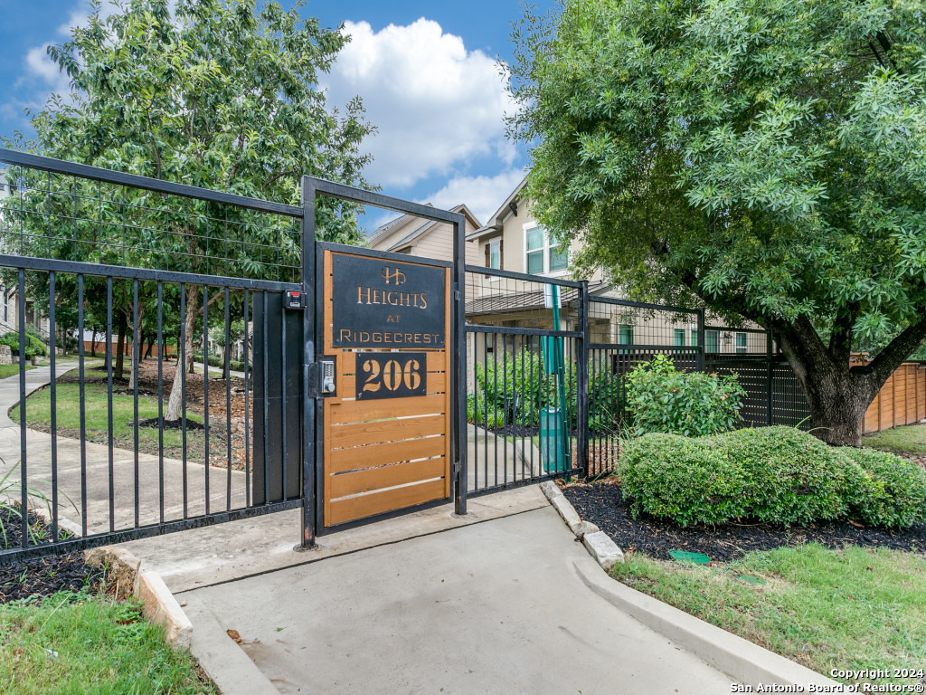 206 Ridgecrest Dr #6