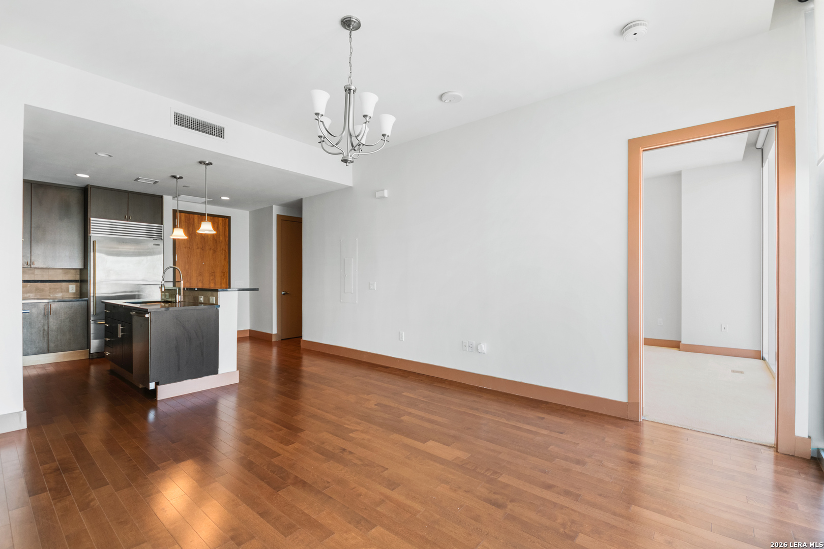 610 E Market 2606