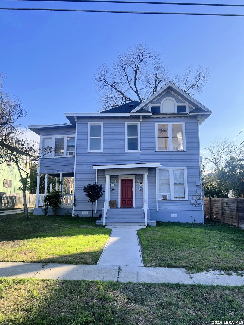 420 W Magnolia Ave 4