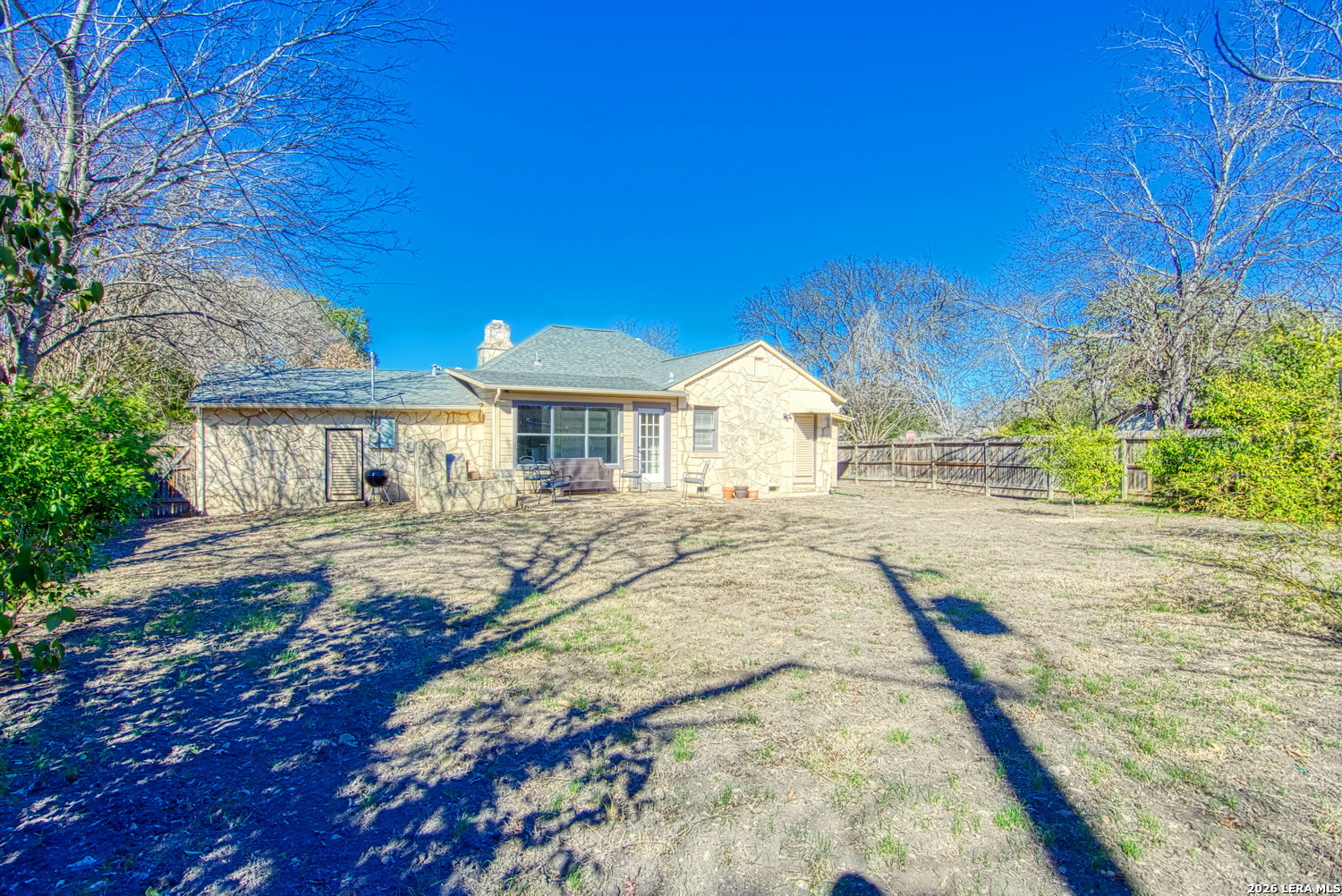 204 Lovera Blvd