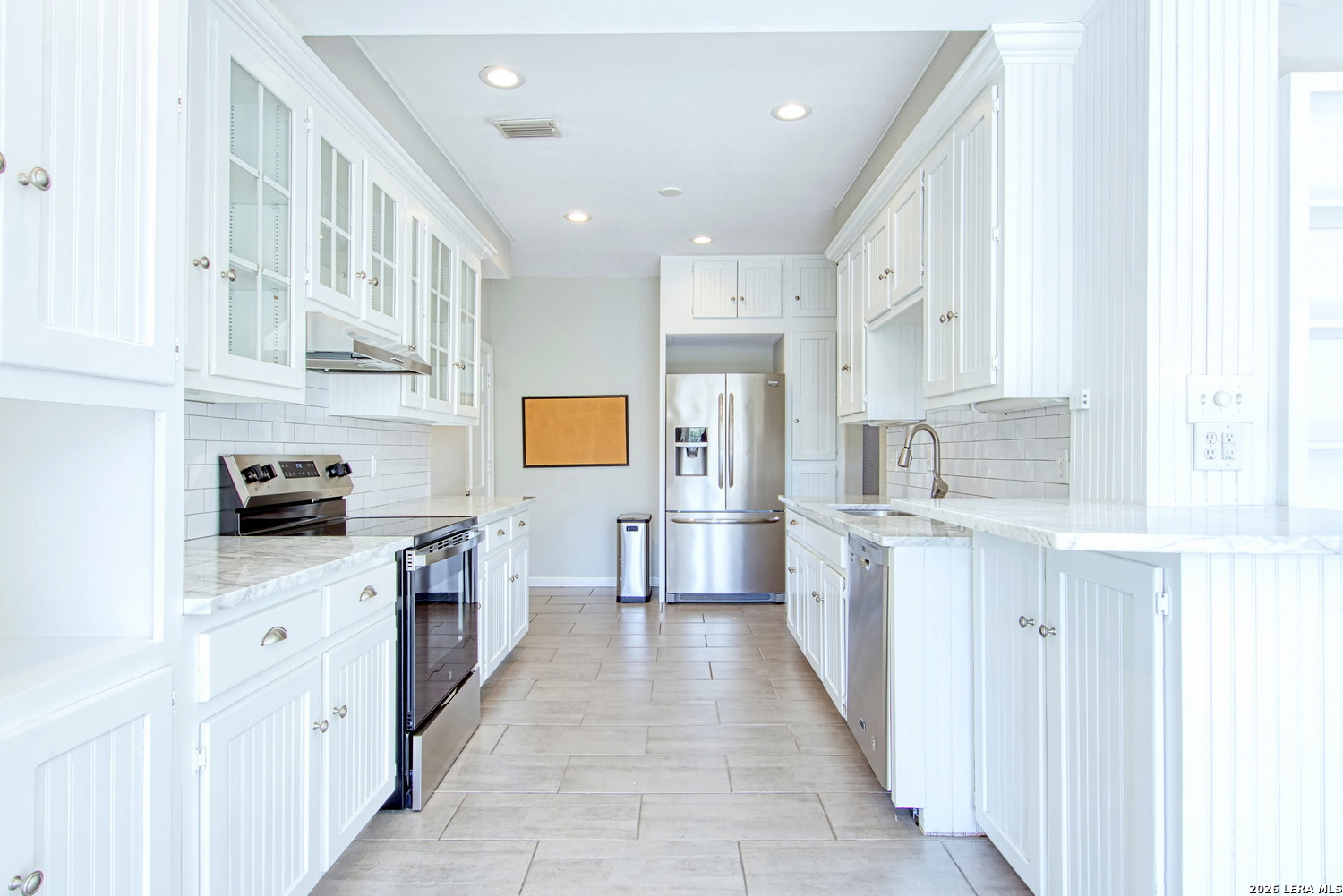 204 Lovera Blvd