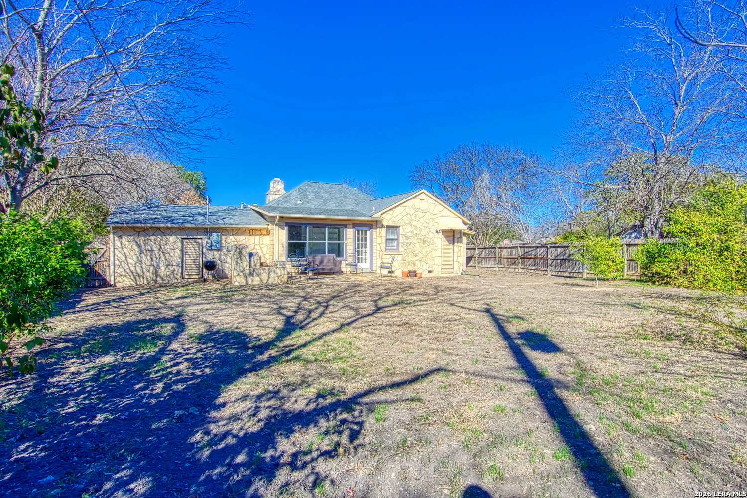 204 Lovera Blvd