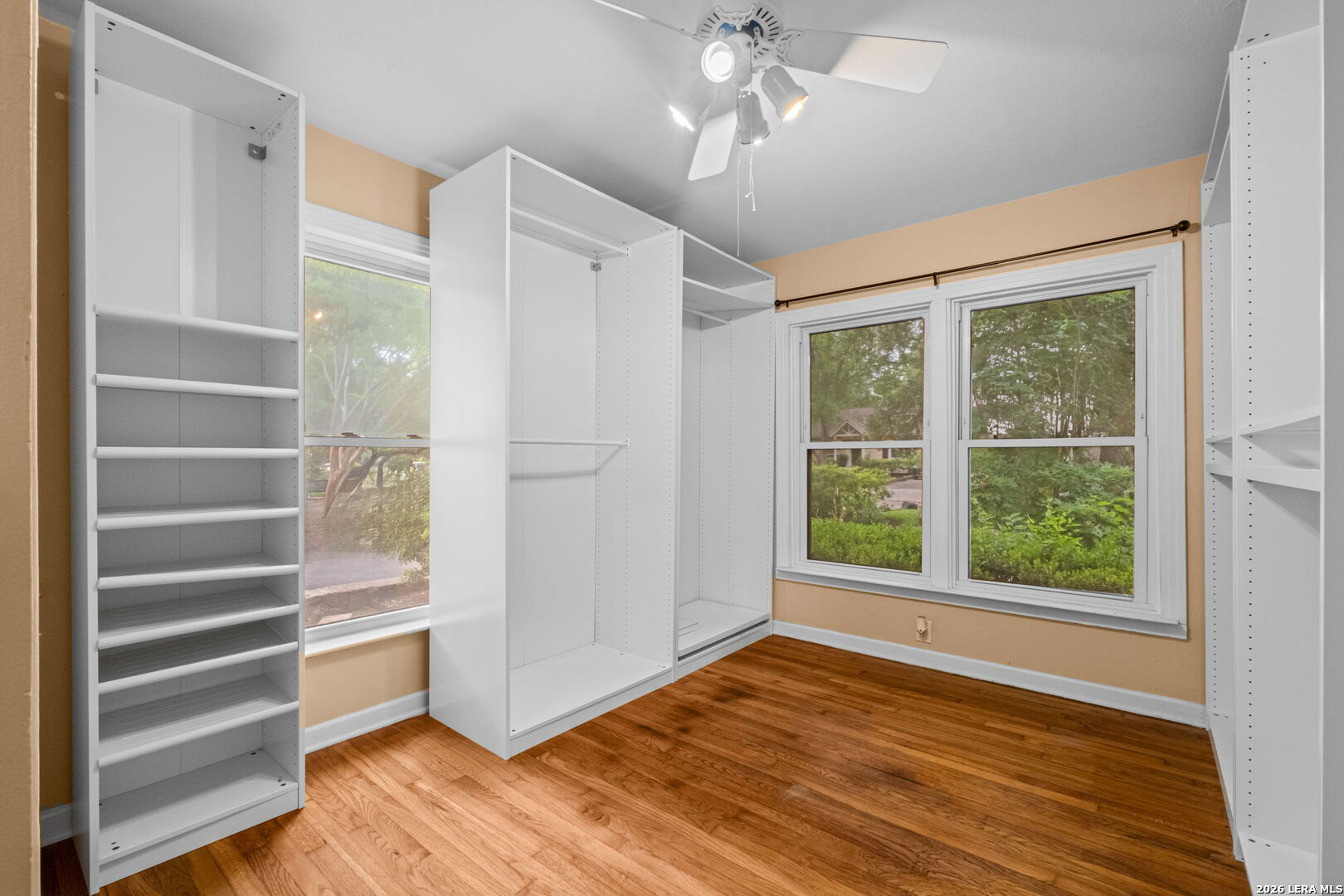 454 Paseo Encinal