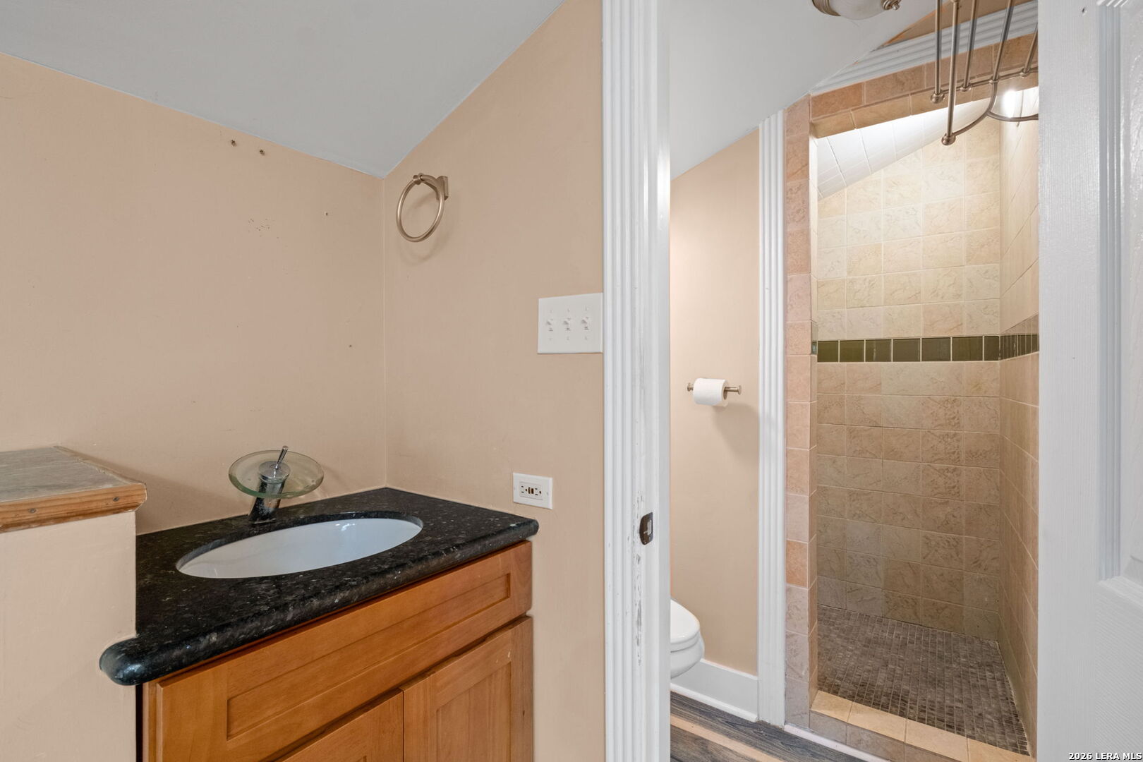 454 Paseo Encinal