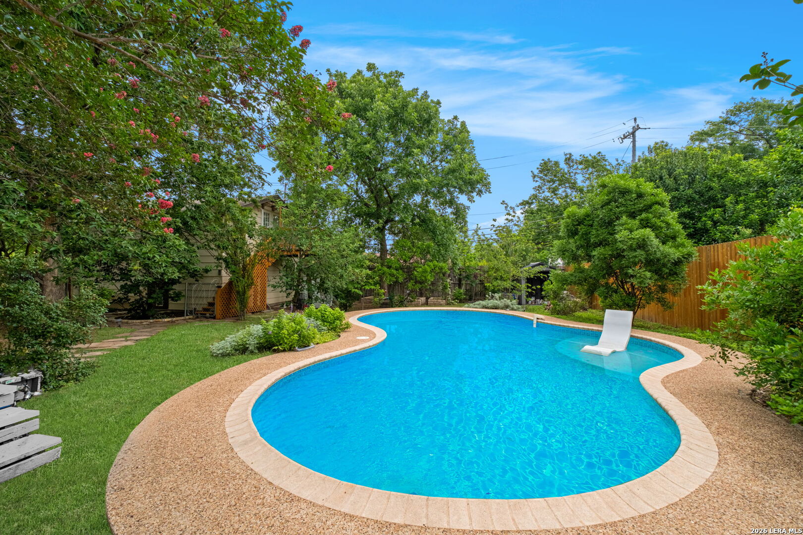 454 Paseo Encinal