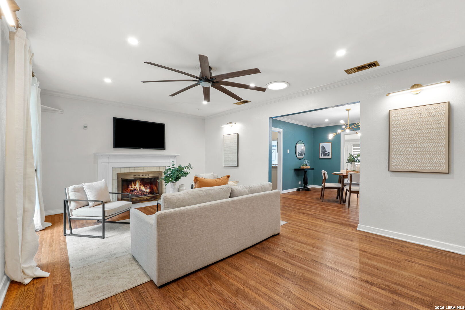 454 Paseo Encinal