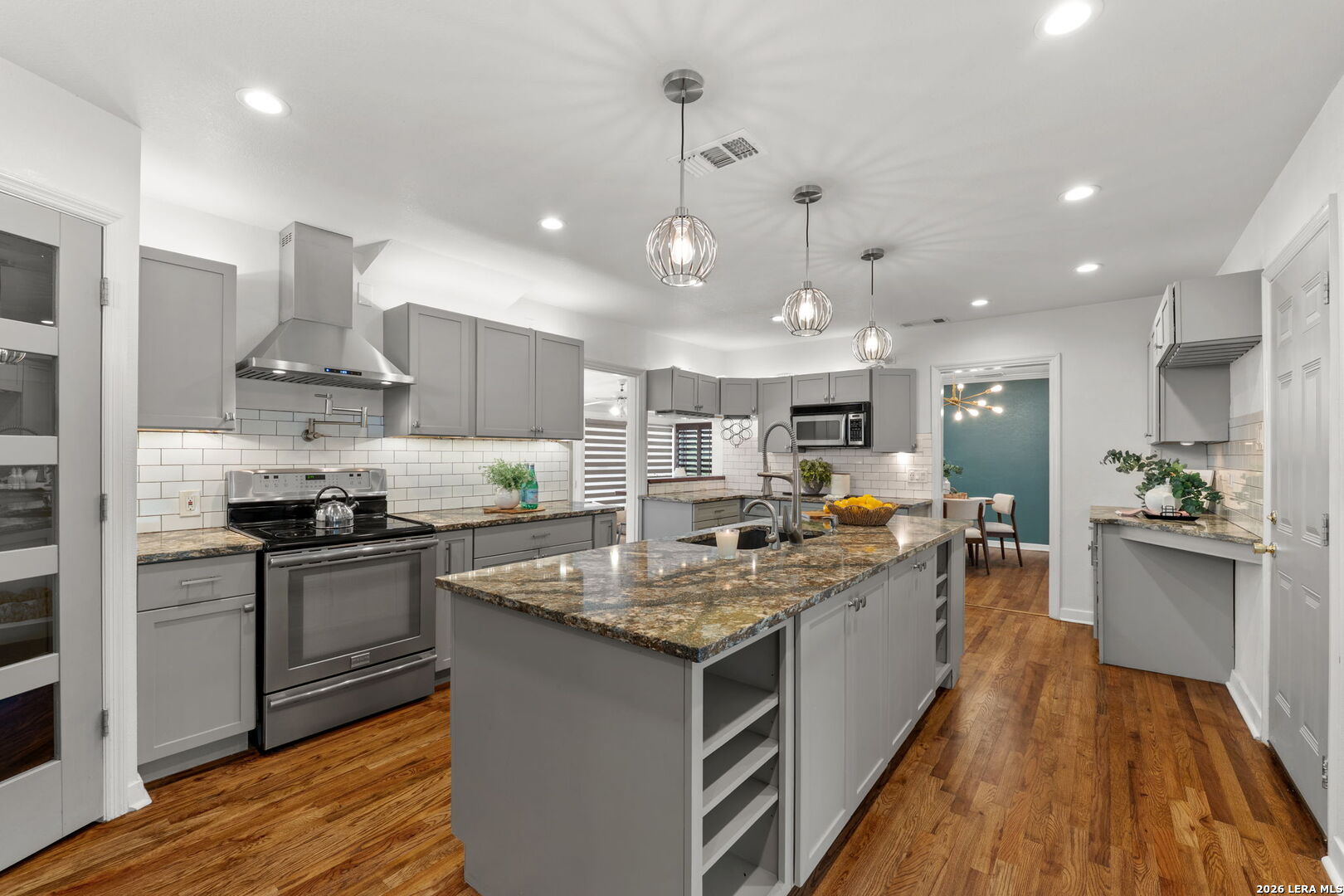 454 Paseo Encinal